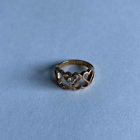 Vintage Heart Ring with a Diamond - Picture 2 of 12